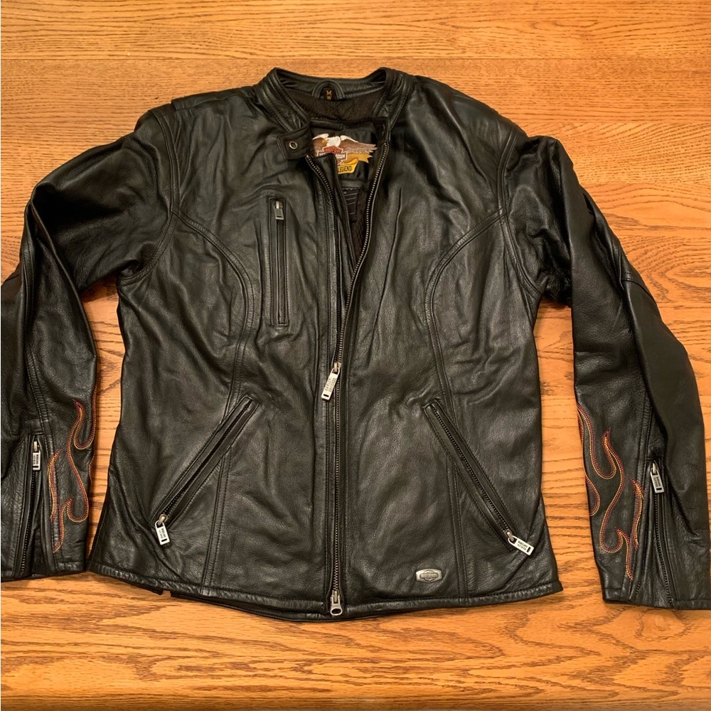 Women’s medium Harley Davidson leather flame jacket like new